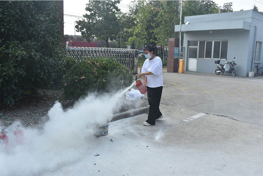 防患未然，守护安全----易密斯2024年消防演练全纪实