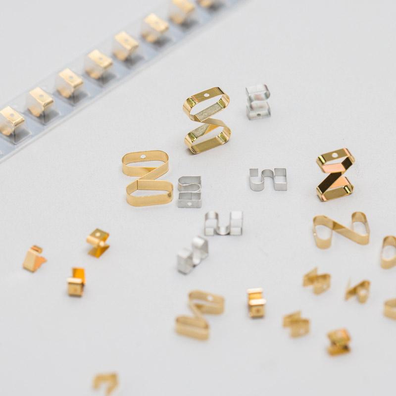 【易密斯】金属弹片SMD-M-015701225在汽车ONE BOX系统中的应用详解